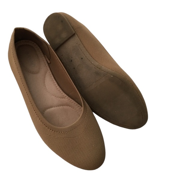 Balletcore Size 10 Women’s OLD NAVY Knit Almond Toe Flats in Mustard/Gold - Picture 5 of 15